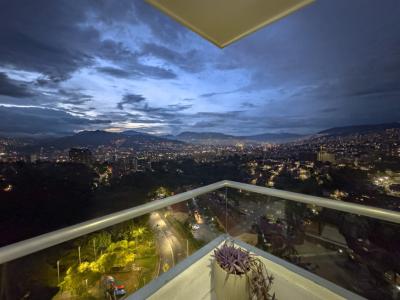 Apartamento En Arriendo En Envigado En Las Antillas A123262, 80 mt2, 3 habitaciones