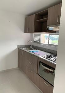 Apartamento En Arriendo En Envigado En Las Antillas A143635, 75 mt2, 2 habitaciones