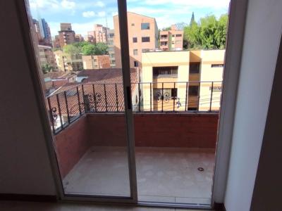 Apartamento En Arriendo En Envigado En El Portal A157137, 130 mt2, 4 habitaciones