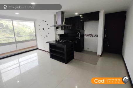 Apartamento En Arriendo En Envigado En La Paz A157177, 72 mt2, 3 habitaciones