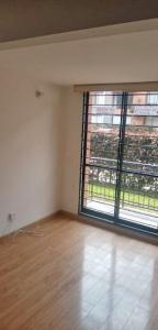 Apartamento En Arriendo En Madrid A70942, 69 mt2, 3 habitaciones