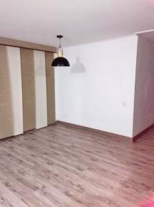 Apartamento En Arriendo En Madrid A70943, 75 mt2, 3 habitaciones