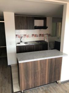 Apartamento En Arriendo En Madrid A117649, 67 mt2, 3 habitaciones