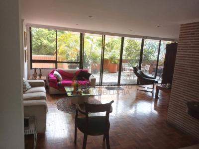 Apartamento En Arriendo En Medellin En El Tesoro A62100, 170 mt2, 3 habitaciones