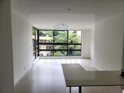 Apartamento En Arriendo En Medellin En El Poblado A65234, 73 mt2, 3 habitaciones
