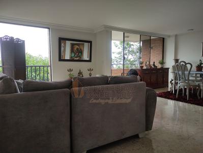 Apartamento En Arriendo En Medellin En El Tesoro A74393, 200 mt2, 3 habitaciones