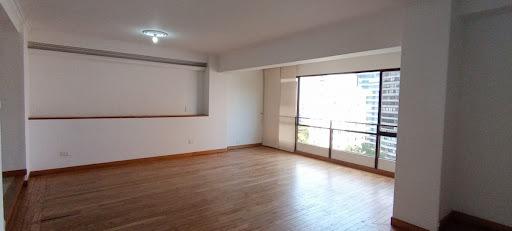 Arriendo De Apartamento En Medellin, 150 mt2, 3 habitaciones