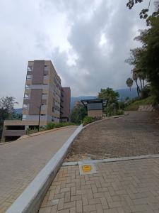 Apartamento En Arriendo En Medellin En El Poblado A99280, 99 mt2, 2 habitaciones