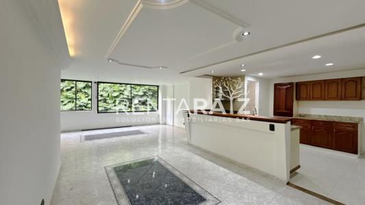 Apartamento En Arriendo En Medellin En Alejandria A121487, 129 mt2, 3 habitaciones