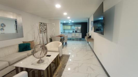 Apartamento En Arriendo En Medellin En Laureles A132946, 112 mt2, 3 habitaciones