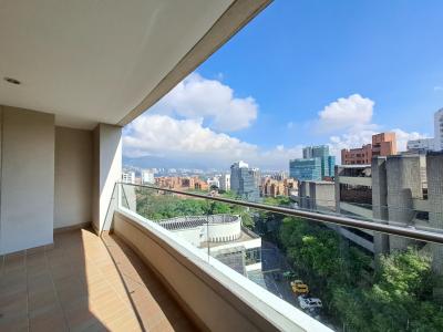 Apartamento En Arriendo En Medellin En El Poblado A149519, 123 mt2, 3 habitaciones