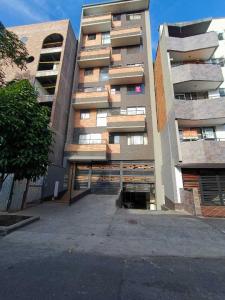 Apartamento En Arriendo En Medellin En Belen A151963, 83 mt2, 3 habitaciones