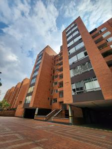 Apartamento En Arriendo En Medellin En Aguacatala A152125, 110 mt2, 3 habitaciones