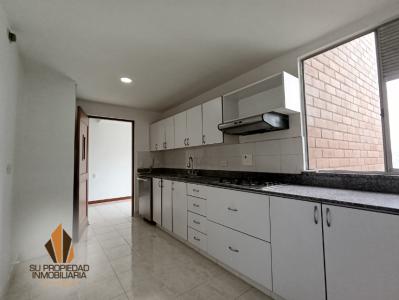 Apartamento En Arriendo En Medellin En Milla De Oro A155145, 145 mt2, 3 habitaciones