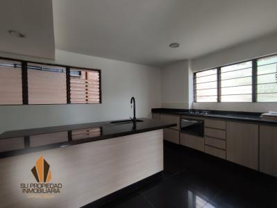 Apartamento En Arriendo En Medellin En Los Naranjos A155227, 134 mt2, 3 habitaciones