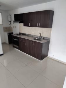 Apartamento En Arriendo En Medellin En El Poblado A156399, 88 mt2, 3 habitaciones