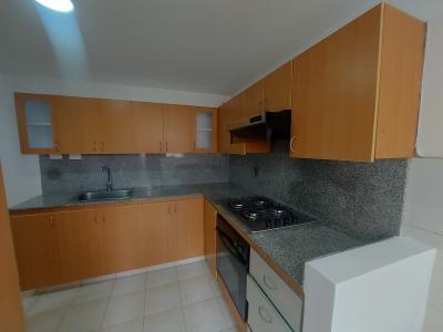 Apartamento En Arriendo En Medellin En El Poblado A162142, 145 mt2, 3 habitaciones