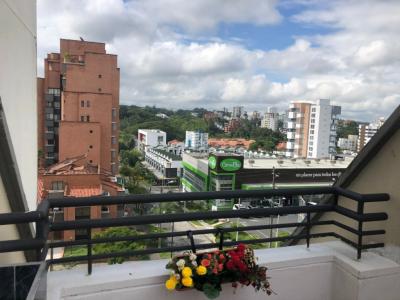 Apartamento En Arriendo En Pereira En Pinares A155715, 70 mt2, 2 habitaciones