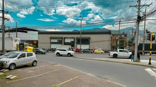 Bodega En Arriendo En Itagüi A136339, 2629 mt2