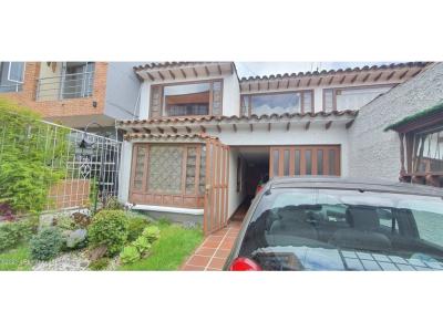 Casa en  Nueva Autopista(Bogota) CB: 24-1041, 280 mt2, 4 habitaciones