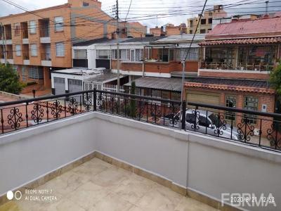 Casa En Arriendo En Bogota En Batan A48023, 290 mt2, 3 habitaciones