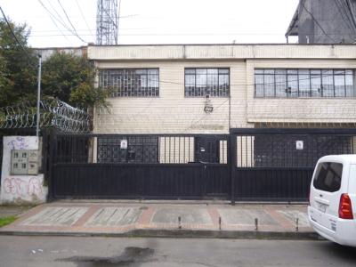 Casa En Arriendo En Bogota En La Soledad Teusaquillo A58022, 300 mt2, 5 habitaciones