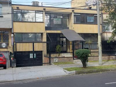 Casa En Arriendo En Bogota En La Soledad Teusaquillo A54204, 330 mt2, 6 habitaciones