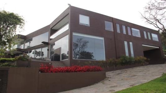 Casa En Arriendo En Bogota A31118, 450 mt2, 4 habitaciones