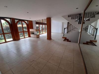 Casa En Arriendo En Bogota En Sotileza A112700, 235 mt2, 4 habitaciones