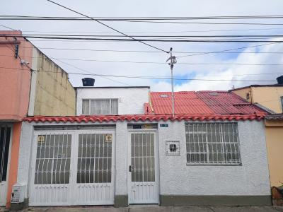 Casa En Arriendo En Bogota A139167, 137 mt2, 5 habitaciones