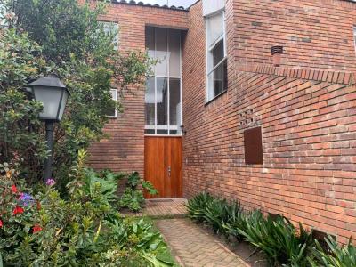 Casa En Arriendo En Bogota En Club De Los Lagartos A158073, 227 mt2, 2 habitaciones