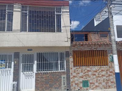 Arriendo De Casas En Bogota, 65 mt2, 2 habitaciones