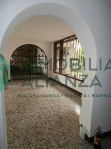 Casa En Arriendo En Bucaramanga En Cabecera Del Llano A58135, 400 mt2, 5 habitaciones