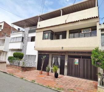 Casa En Arriendo En Bucaramanga En Provenza A120531, 240 mt2, 6 habitaciones