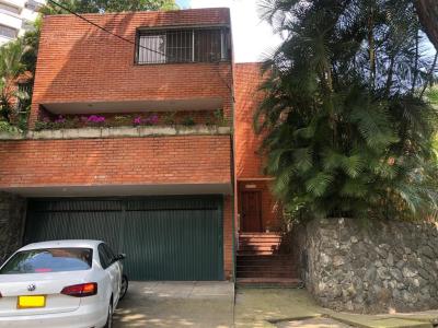 Casa En Arriendo En Cali En Bellavista A54592, 320 mt2, 3 habitaciones