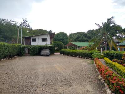 Casa Campestre En Arriendo En Cúcuta Via Al Portico Sector El Resumen ARBC12746, 300 mt2, 3 habitaciones