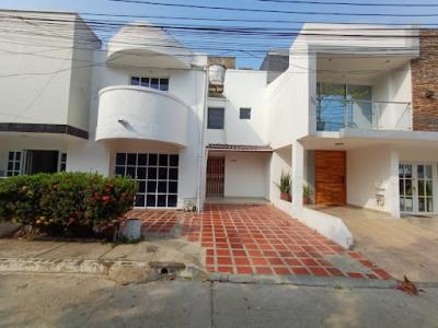 Arriendo De Casas En Cartagena, 150 mt2, 3 habitaciones
