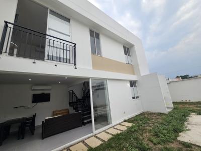 Casa Condominio En Arriendo En Ricaurte En Ricaurte A106972, 83 mt2, 3 habitaciones