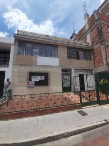 Casa En Arriendo En Cucuta En Latino A51658, 200 mt2, 6 habitaciones