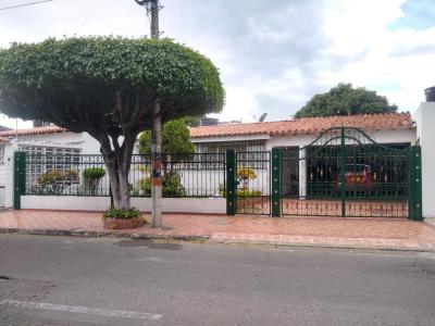 Casa En Arriendo En Cucuta En Quinta Bosch A130283, 300 mt2, 3 habitaciones