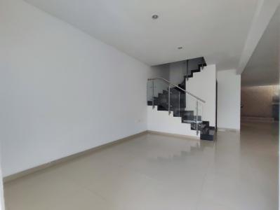 Casa En Arriendo En Cucuta A159682, 200 mt2, 3 habitaciones