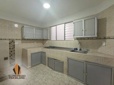 Casa En Arriendo En Envigado En Alcala A155120, 135 mt2, 2 habitaciones