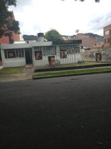 Casa Local En Arriendo En Bogota En Lisboa Usaquen A48479, 435 mt2