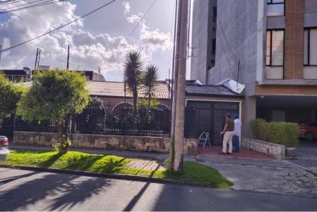 Casa Local En Arriendo En Bogota A60507, 420 mt2, 9 habitaciones