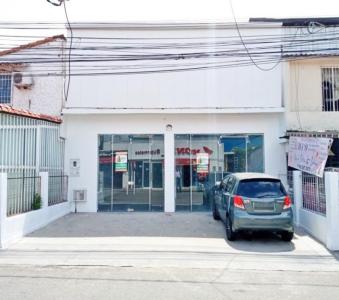 Casa Local En Arriendo En Giron En El Poblado A119614, 170 mt2