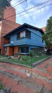 Casa Local En Arriendo En Medellin En Santa Teresita A153875, 190 mt2, 3 habitaciones