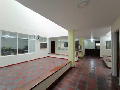 Casa Uso Comercial o Institucional Centro Fundadores Manizales, 320 mt2, 5 habitaciones