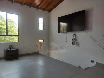 Casa En Arriendo En Medellin En El Rodeo A74389, 67 mt2, 3 habitaciones