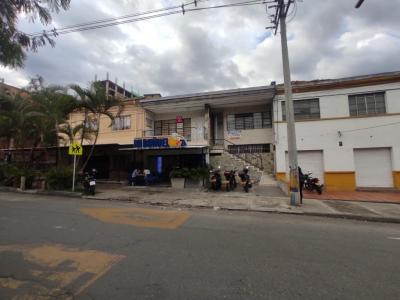 Casa En Arriendo En Medellin En Simon Bolivar A152046, 131 mt2, 3 habitaciones