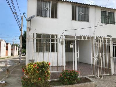 Casa En Arriendo En Soledad En Los Almendros A44044, 59 mt2, 3 habitaciones